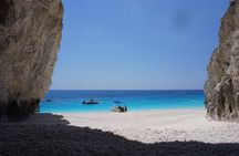 Explore zakynthos island with Adonis boat rental 