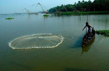 Private Houseboat Backwater Day Cruise tour with Lunch from Cochin