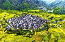 Hongcun Ancient Village Half-Day Private Tour from Huangshan 