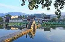 Hongcun Ancient Village Half-Day Private Tour from Huangshan 