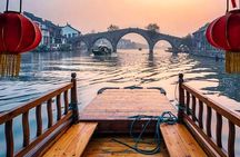 Zhujiajiao Ancient Water Town Private Tour and Maglev Train Experience 