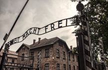 Krakow: Auschwitz-Birkenau Museum Round-trip tour