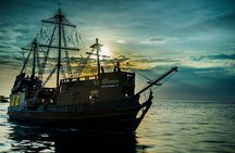 Premium Open Bar Pirate Ship Party Club Admission in Cozumel