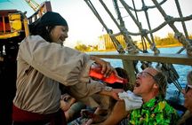 Pirate Ship Show and Dinner, Premium Openbar in Cozumel