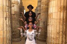 Private 2-Day Transit to Cairo for a Tour of the Pyramids, Sphinx and Egyptian Museum