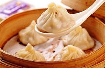 Private Street Food Walking Tour with Shanghai Tower Option