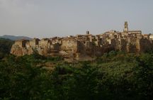 Private tour of Pitigliano and Etruscan cave routes