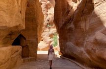 Day Tour to Petra from Dead Sea with lunch