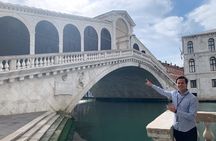 The Secret Venice + Cicheti & Wine Private Tour