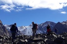 Two days trek in the Andes 