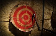 Indoor ax throwing and knife throwing in Weiterstadt