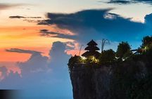 Private Tour: Highlights Uluwatu Temple & Southern Beaches Bali