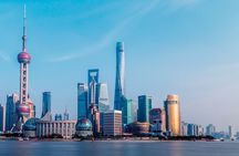 Private Layover Tour of Shanghai Tower, Jewish Refugees Museum, Yu Garden