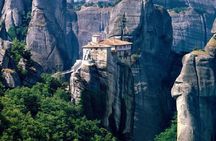 Meteora Monasteries & Thermopylae - Private Full Day Tour from Athens