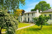 Self-guided Discovery Walk in London's Hampstead: A vibrant village voyage