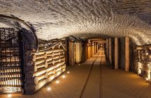 Guided Tour of the Wieliczka Salt Mine and Transfer from Krakow