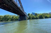 Explore Bird & Marine Wildlife private Boat Tour in English