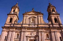  La Candelaria and Monserrate Walking Half Day Tour