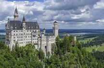 Private tour of the best of Fussen - Sightseeing, Food & Culture with a local