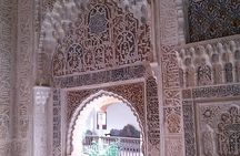 Going to Alhambra? 3 hrs Private Tour! Skip the long lines to visit the Alhambra