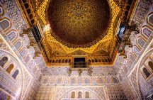 Tour in Alcazar with Entry Ticket