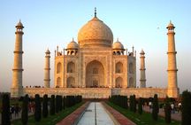 Private Day Tour of Tajmahal from Delhi With Fatehpur Sikri