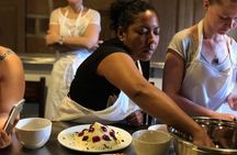 Community project cooking class and Medellin social transformation tour