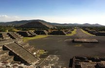 Teotihuacan pyramids from San Miguel de Allende