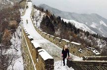 Private Day Trip to Mutianyu Great Wall & Chaoyang Acrobatic Show in the Evening