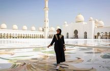From Abu Dhabi: Sheikh Zayed Mosque, Royal Palace & Etihad Tower