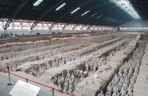 Private Tour: Classic Highlights of Xi'an with Terracotta Warriors and Horses Museum