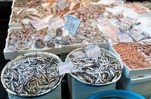 Naples historic center private tour with pizza lunch