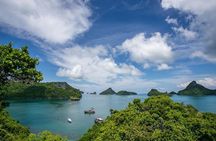 Snorkeling and Kayaking Tour at Angthong Marine Park by Speedboat from Koh Samui