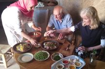 Cooking class with Berber family