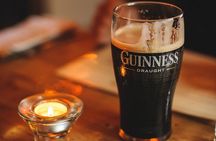 A WeeTaste of Belfast History Tour of its Historic Pubs, Shops and Scenery