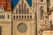 4 hours long private minivan tour in Budapest