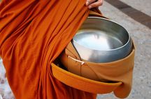 Morning Buddhist Almsgiving, Grand Palace and Flower Market Tour in Bangkok