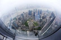 Private Shanghai Airport Layover Tour of Old and New Highlights