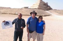 Private Day Tour to Giza Pyramids And Sakkara Step Pyramid 