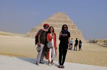 Private Day Tour to Giza Pyramids And Sakkara Step Pyramid 