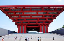 4-Hour Private Tour of Pudong with China Art Palace Museum and Shanghai Tower 