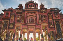 Full-Day Private Tour of the Best Instagram Spots in Jaipur