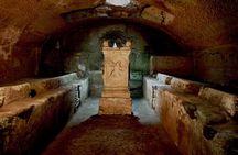 Rome: Underground Temples and Crucifixion Relics Walking Tour