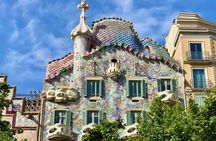 Gaudí and Barcelona Legends - Private Tour