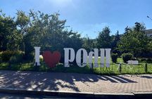 Kyiv Podil District Private Walking Tour with Local Guide