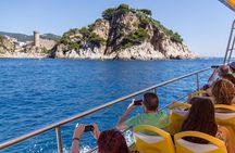 Costa Brava Small Group with Hotel Pick up and Boat Ride 