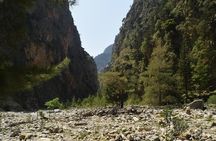 Full-Day Beginner's Hiking Route Tour to Samaria Gorge