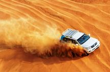 Dubai Private Premium Desert Safari with BBQ Dinner in 4WD