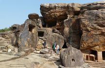 Explore Historical Caves of the Khandagiri and Udayagiri Hills from Bhubaneswar 