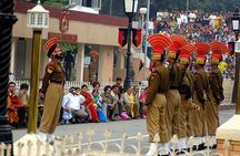 Private Wagah Border Drama and the Golden Temple with Transfer